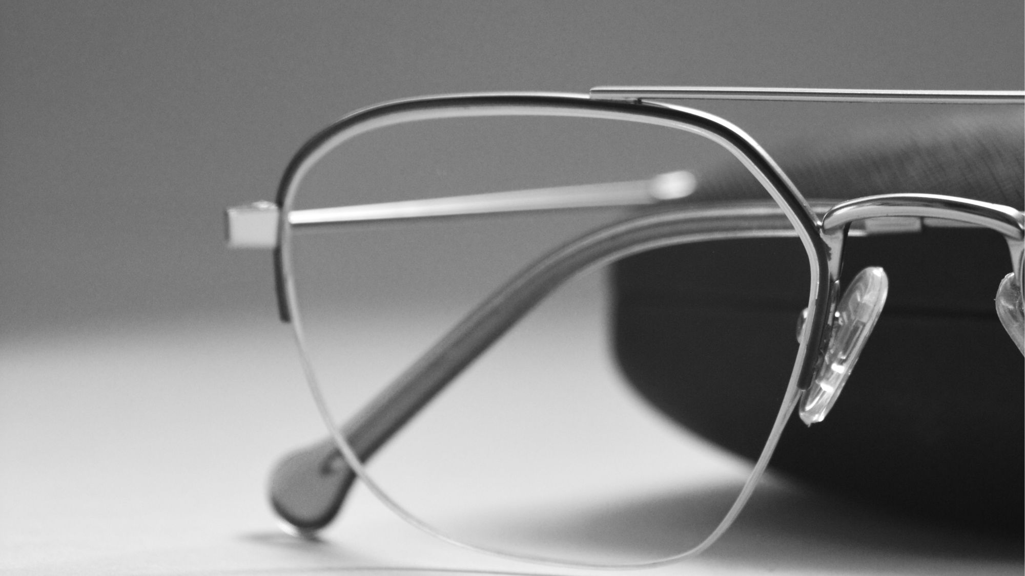 Apple-briller, Tesla-batterier og Facebook-GIF’er